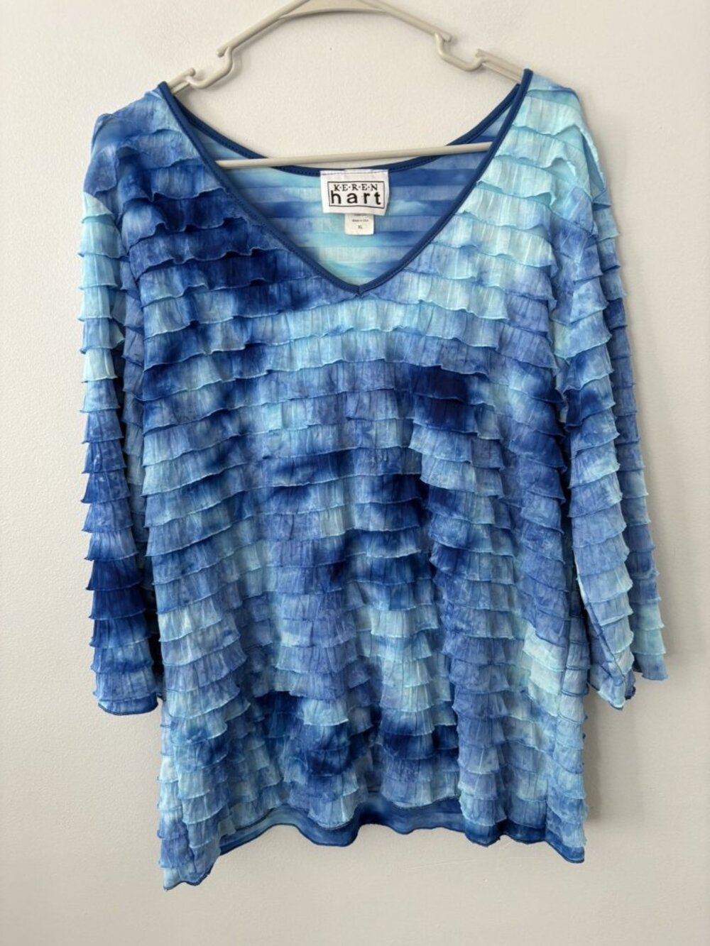 Keren Hart Women’s XL Blue Striped Ruffle Tiered V-Neck 3/4 Sleeve Top